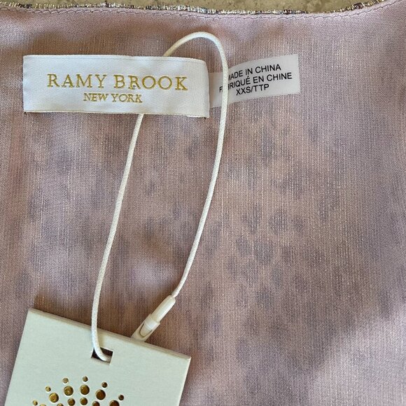 NWT Ramy Brook NY Silk Printed Norah Sleeveless V-Neck Top in Blush, Size: XXS - Picture 9 of 12